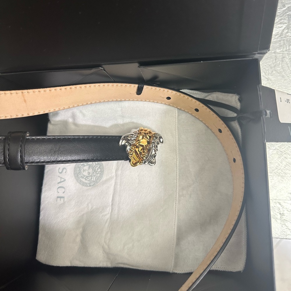 Versace
Palazzo Two-Tone Medusa  Belt
